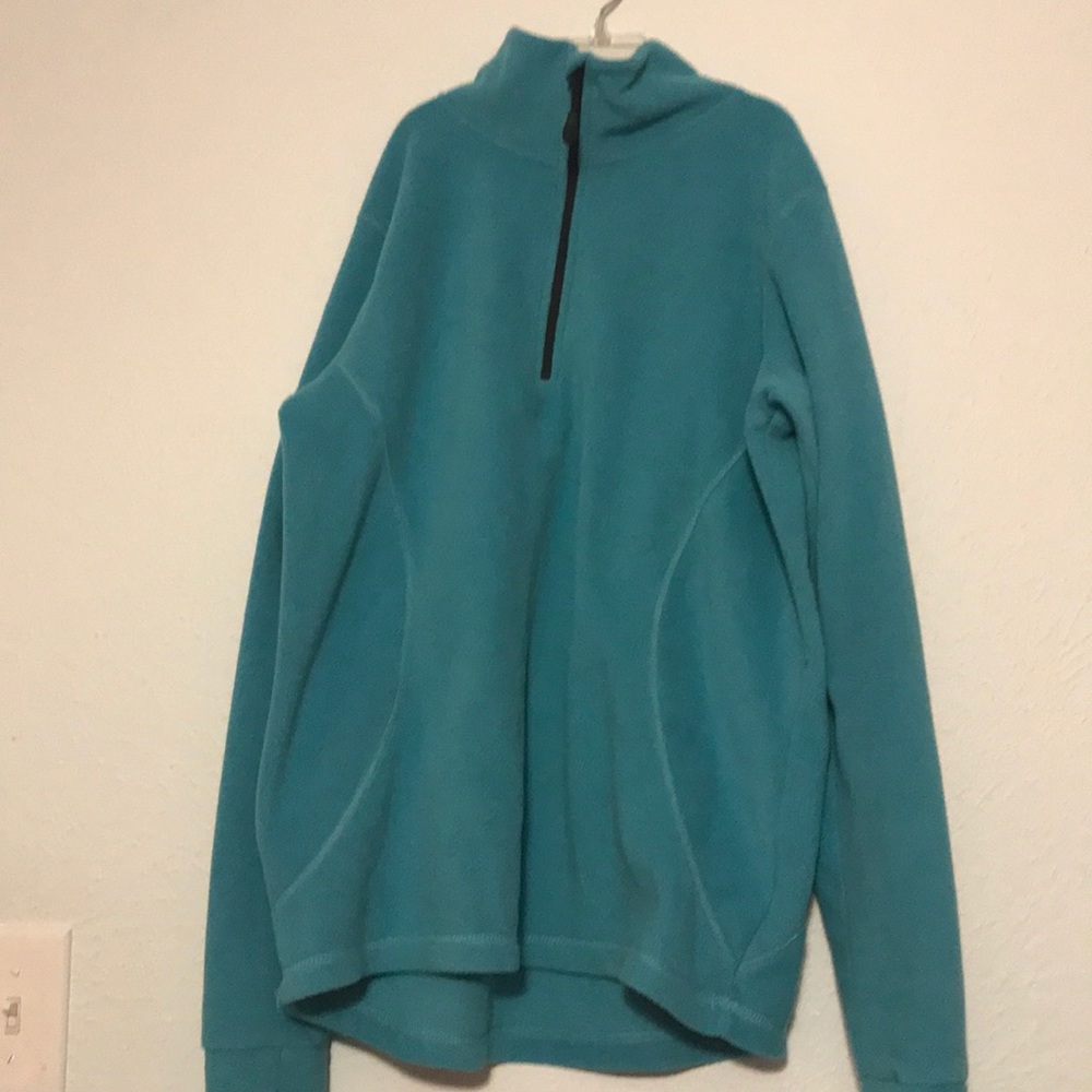 Blue soft comfortable pullover everlast